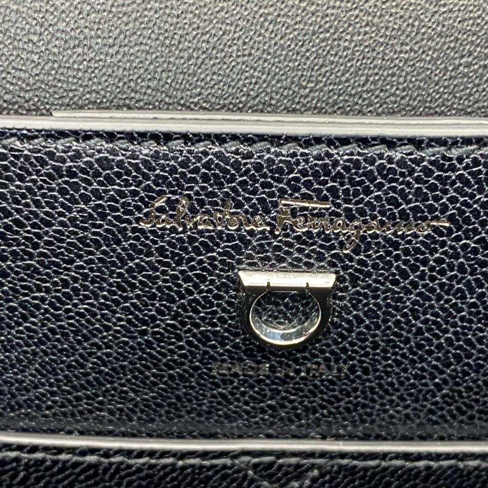 Salvatore Ferragamo Trifolio shoulder bag - Picture 10 of 16